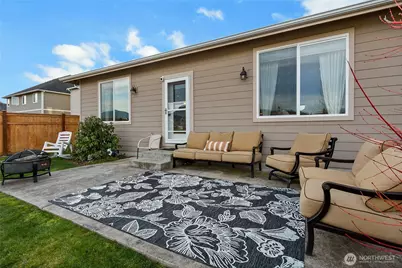 385 Bruhn Lane N, Enumclaw, WA 98022 - Photo 19