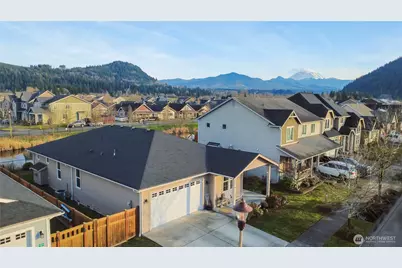 385 Bruhn Lane N, Enumclaw, WA 98022 - Photo 1