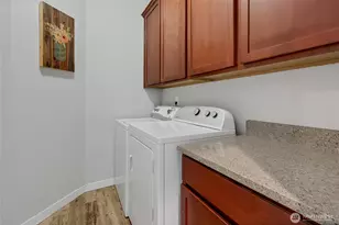 385 Bruhn Ln N, Enumclaw, WA 98022 - Photo 19