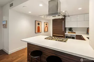 588 Bell St, Seattle, WA 98121 - Photo 5