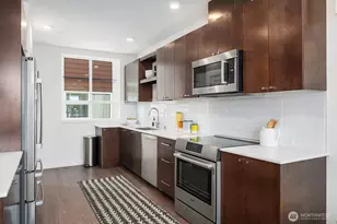 7500 15th Ave NW, Seattle, WA 98117 - Photo 9