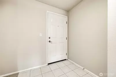 12504 NE 142nd Lane #C302, Kirkland, WA 98034 - Photo 19