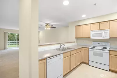 2001 120th Place NE #8-104, Everett, WA 98208 - Photo 11