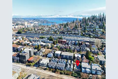 2020 Eastlake Avenue E, Seattle, WA 98102 - Photo 5