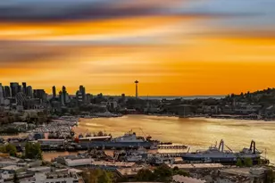 2020 Eastlake Ave E, Seattle, WA 98102 - Photo 3