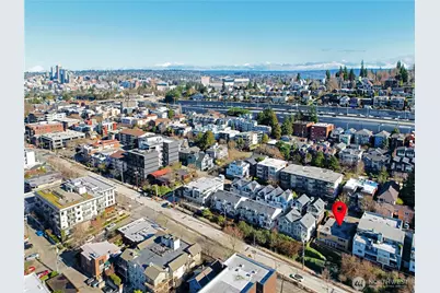 2020 Eastlake Avenue E, Seattle, WA 98102 - Photo 9