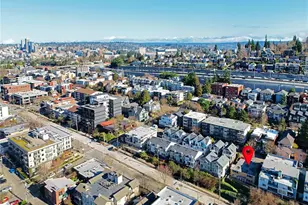 2020 Eastlake Ave E, Seattle, WA 98102 - Photo 9