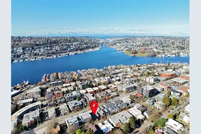 2020 Eastlake Avenue E, Seattle, WA 98102 - Photo 3