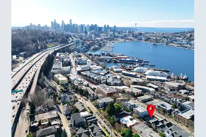 2020 Eastlake Avenue E, Seattle, WA 98102 - Photo 7