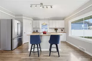 1523 7th St, Bremerton, WA 98337 - Photo 7