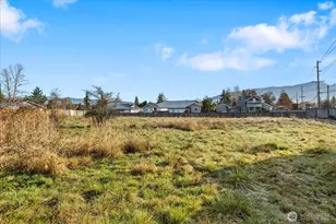 3417 E College Way, Mount Vernon, WA 98273 - Photo 27