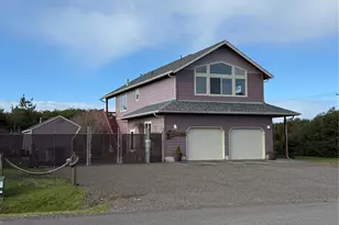 1003 Greenview Ave, Ocean Shores, WA 98569 - Photo 1