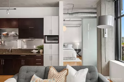 2720 3rd Avenue #909, Seattle, WA 98121 - Photo 25