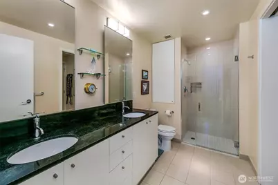 909 5th Avenue #2301, Seattle, WA 98164 - Photo 35