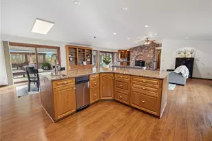 28118 163rd St E, Wilkeson, WA 98396 - Photo 9