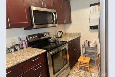 10101 SE 3rd Street #402, Bellevue, WA 98004 - Photo 19