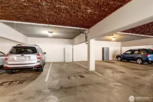 10101 SE 3rd St, Bellevue, WA 98004 - Photo 31