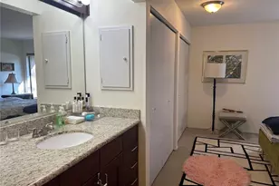 10101 SE 3rd St, Bellevue, WA 98004 - Photo 7