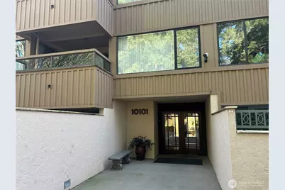 10101 SE 3rd Street #402, Bellevue, WA 98004 - Photo 3