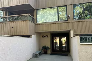 10101 SE 3rd St, Bellevue, WA 98004 - Photo 3