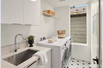 328 NE 91st Street, Seattle, WA 98115 - Photo 25