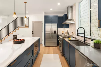 328 NE 91st Street, Seattle, WA 98115 - Photo 5