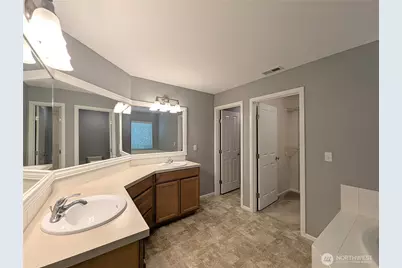 8415 10th Place SE, Lake Stevens, WA 98258 - Photo 15