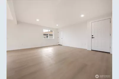 326 S Perkins Street, Buckley, WA 98321 - Photo 5