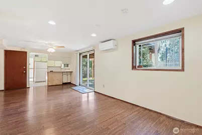 415 N 179th Place #Lower, Shoreline, WA 98133 - Photo 3