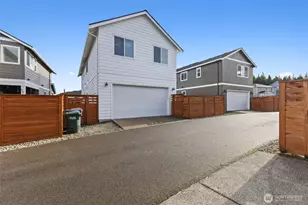 12910 187th Ave E, Bonney Lake, WA 98391 - Photo 25