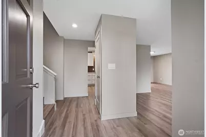 16900 NE 32nd Street, Bellevue, WA 98008 - Photo 3