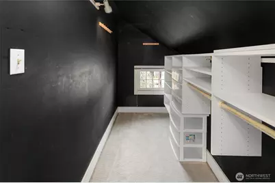 2636 Mayfair Ave N, Seattle, WA 98109 - Photo 17