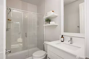 8722 NE Winslow Grove Ct, Bainbridge Island, WA 98110 - Photo 35