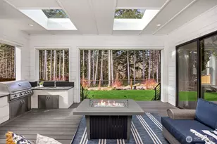 8722 NE Winslow Grove Ct, Bainbridge Island, WA 98110 - Photo 15