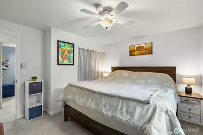 17419 Gravenstein Road, Bothell, WA 98012 - Photo 15