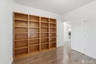 3012 N Narrows Dr, Tacoma, WA 98407 - Photo 5