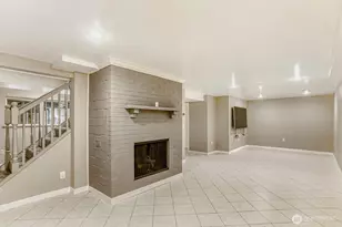 10020 SE 7th St, Bellevue, WA 98004 - Photo 21