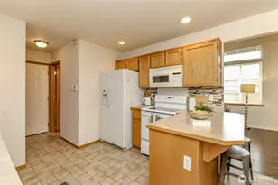 602 E 68th St, Tacoma, WA 98404 - Photo 9