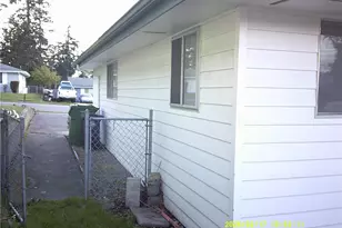 1550 NE 8th Ave, Oak Harbor, WA 98277 - Photo 5