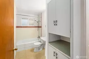 2108 E 24th St, Bremerton, WA 98310 - Photo 21