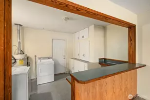 2108 E 24th St, Bremerton, WA 98310 - Photo 17