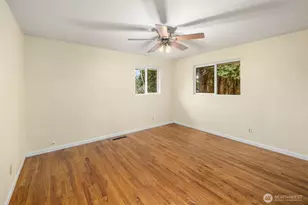 2108 E 24th St, Bremerton, WA 98310 - Photo 23