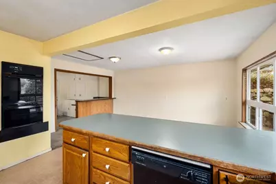 2108 E 24th Street, Bremerton, WA 98310 - Photo 9