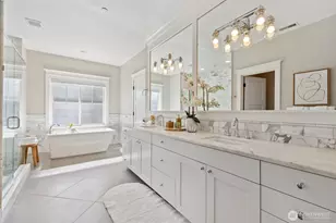 10610 NE 28th St, Bellevue, WA 98004 - Photo 17