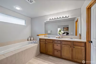 15405 35th Avenue W #34H, Lynnwood, WA 98037 - Photo 17