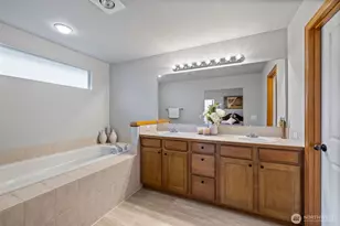 15405 35th Ave W, Lynnwood, WA 98037 - Photo 17