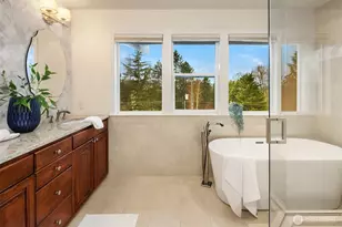 4020 Lake Washington Blvd SE, Bellevue, WA 98006 - Photo 17