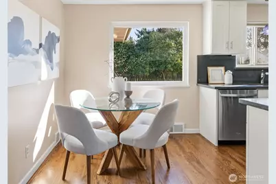 8106 39th Avenue SW, Seattle, WA 98136 - Photo 9