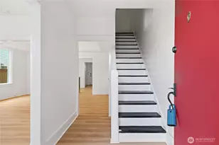 618 S Oakes St, Tacoma, WA 98405 - Photo 3