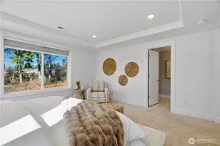 8402 121st Pl SE, Newcastle, WA 98056 - Photo 25